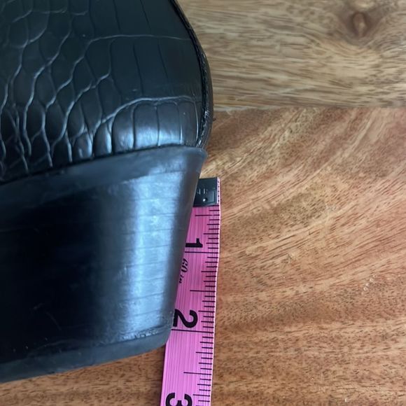 BARELY USED Dolce Vita Boots - Picture 7 of 7